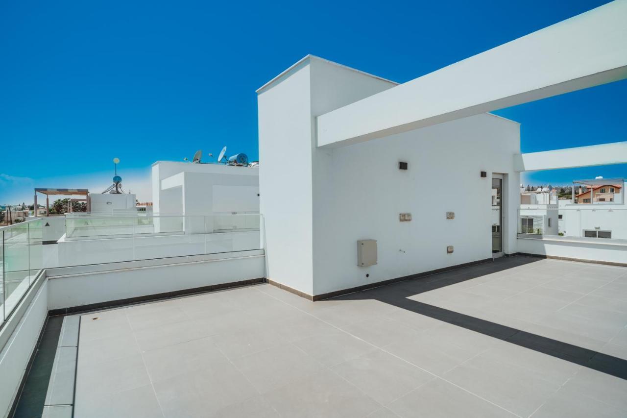 In Style In Modern 3 Bedroom Near Nissi & Square Willa