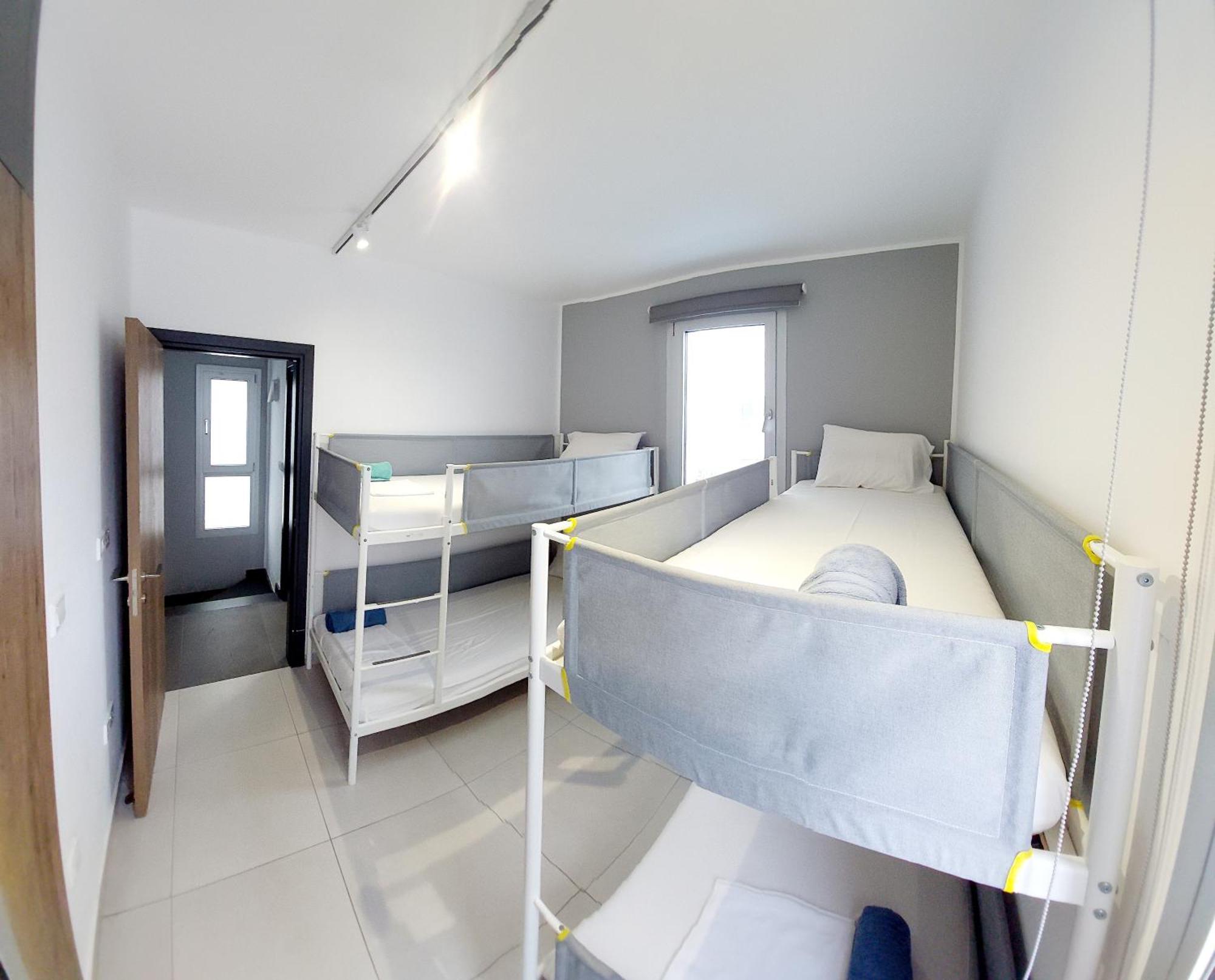 In Style In Modern 3 Bedroom Near Nissi & Square Willa